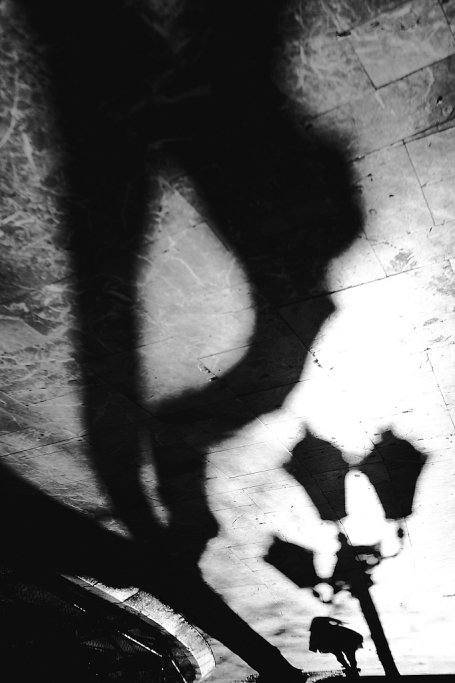 La sombra - Sergio Arias Ramón